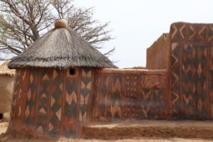 héritage artistique et culturel du peuple kasséna.