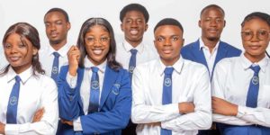 Choisir ESC-Ouaga pour réussir dans un cadre professionnel, la fierté de ces étudiants.